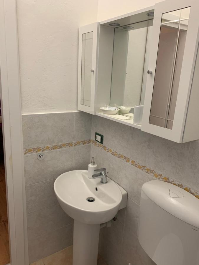 B&B Rialto Verona Bagian luar foto