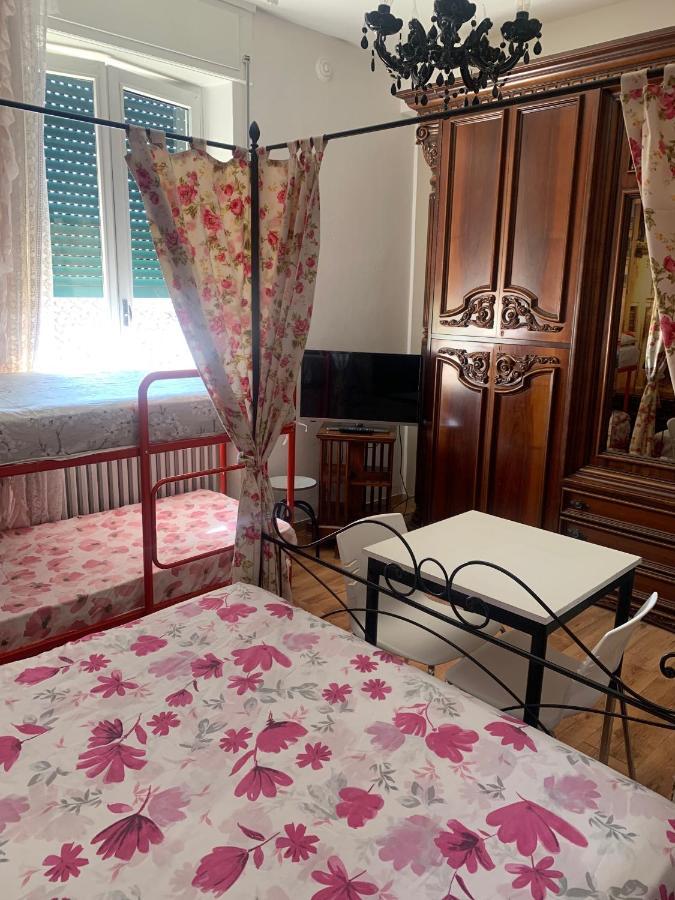 B&B Rialto Verona Bagian luar foto